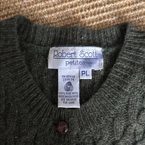 Green Lambswool Sweater - Picture 4 of 4